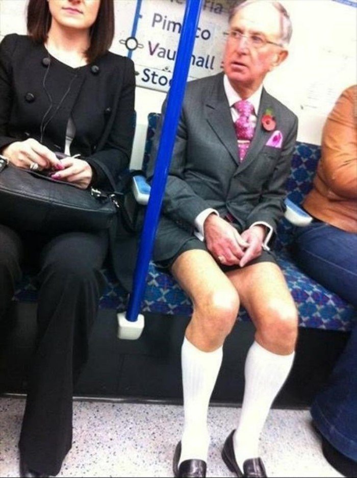 Strange People On Public Transport (19 pics)