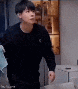 Acid GIFs, October 7 (25 gifs) Acid GIFs, October 7 (25 gifs)