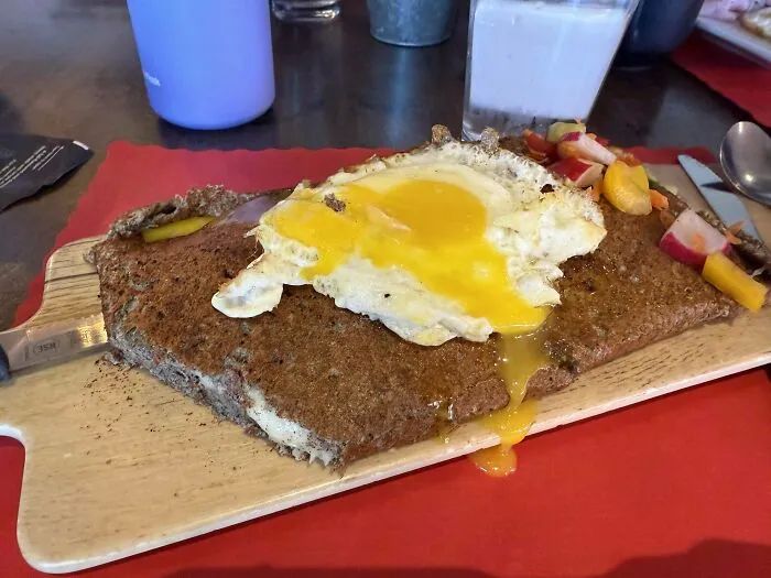 Weird Food Serving (22 pics)