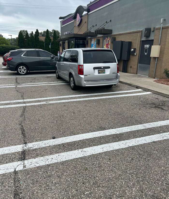 Annoying Finds And Situations (24 pics)