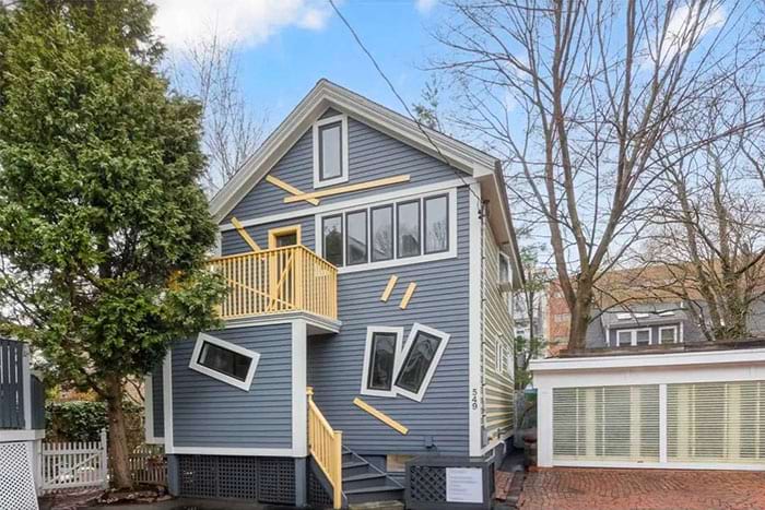 Strange Constructions (18 pics)