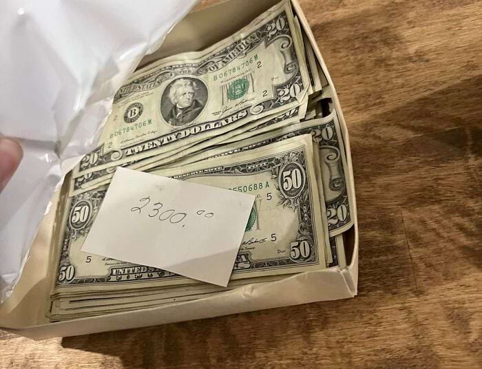 Cool Finds In Old Houses (19 pics)