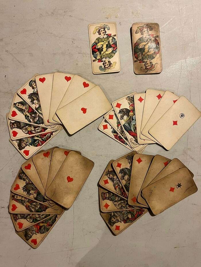 Cool Finds In Old Houses (19 pics)