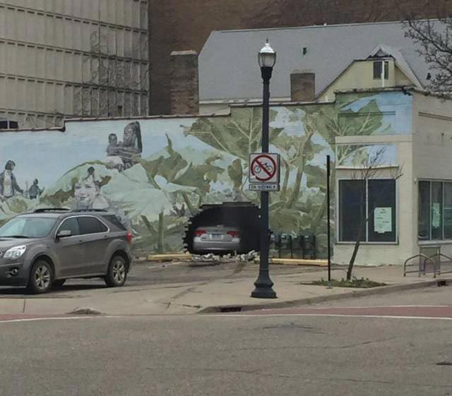 Bad Days Happen (25 pics)