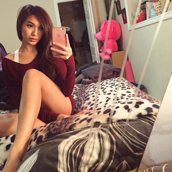 Asian Girls (27 pics)