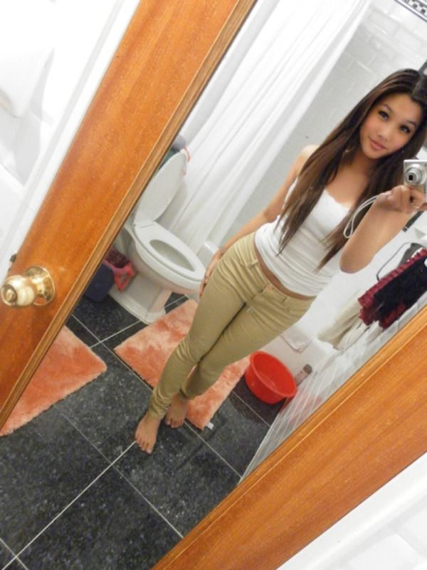 Asian Girls (27 pics)