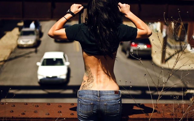 Tattooed Girls (25 pics)