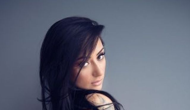 Tattooed Girls (25 pics)