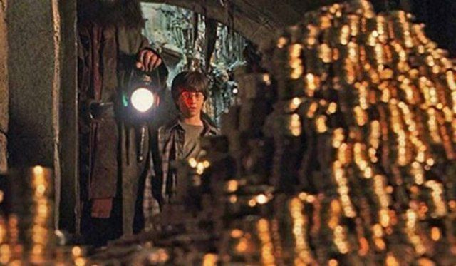 Unexpected Movie Details (23 pics)