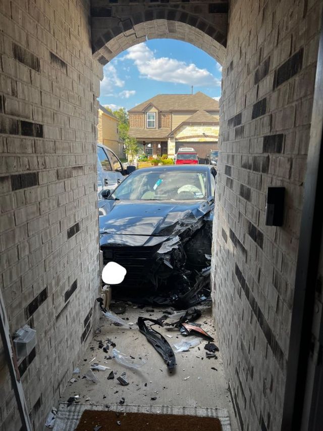 Bad Days Happen (22 pics)