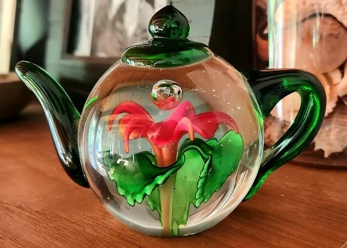 Strange Finds In Thrift Shops (25 pics)