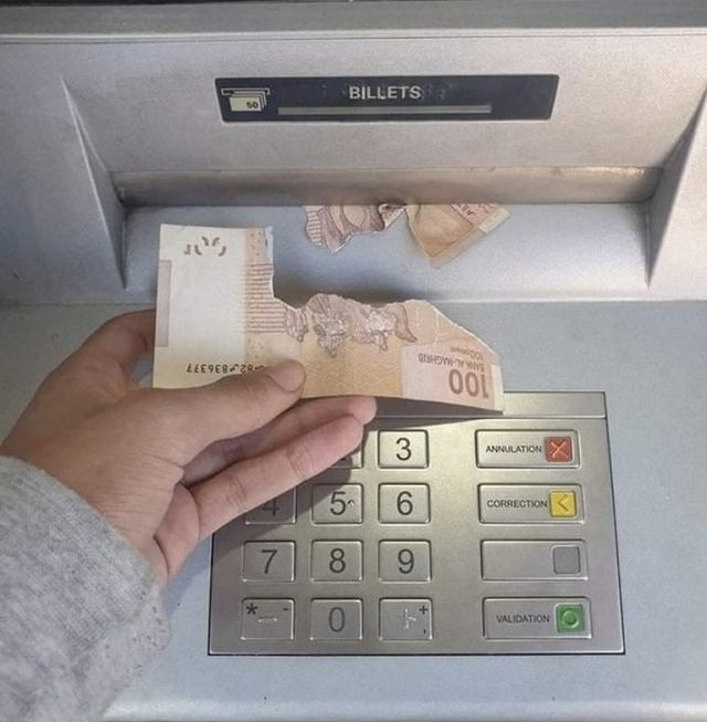 Bad Days Happen (19 pics)