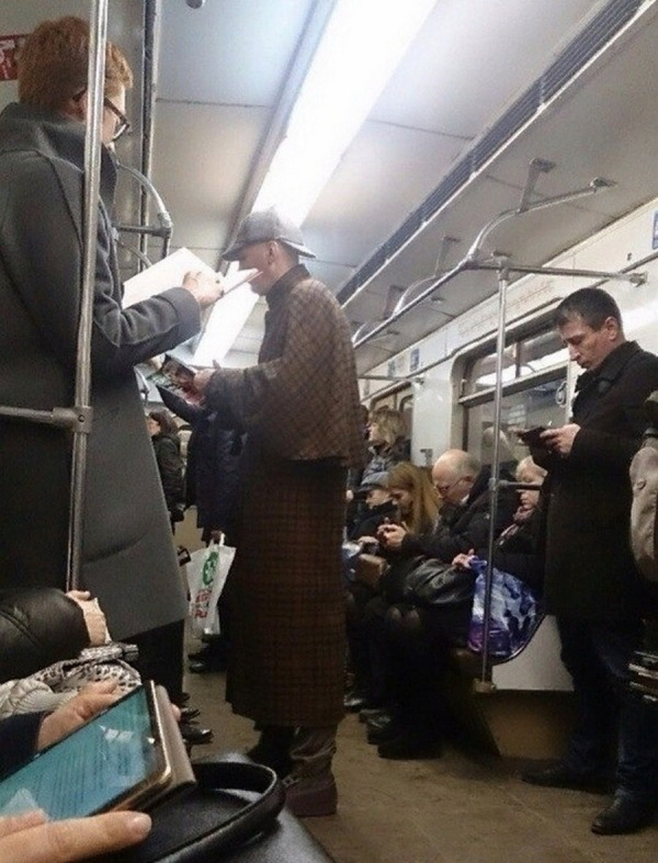 Strange People In The Subway (20 pics)