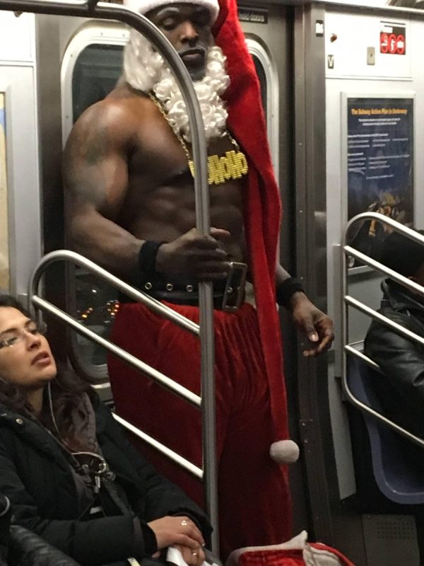 Strange People In The Subway (20 pics)