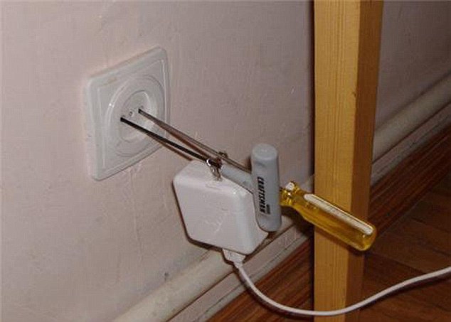 Redneck Inventions And Repairs (20 pics)
