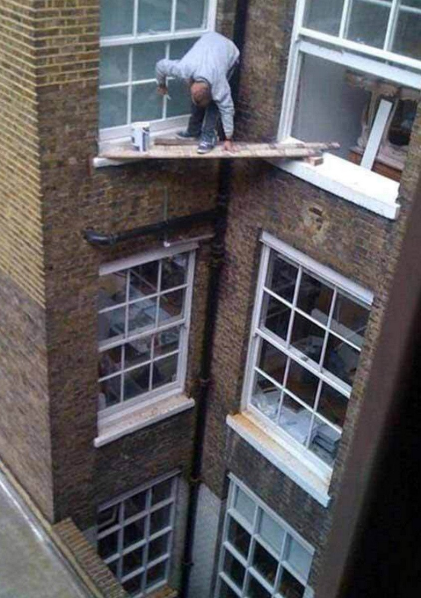They Don't Care About Safety (23 pics)