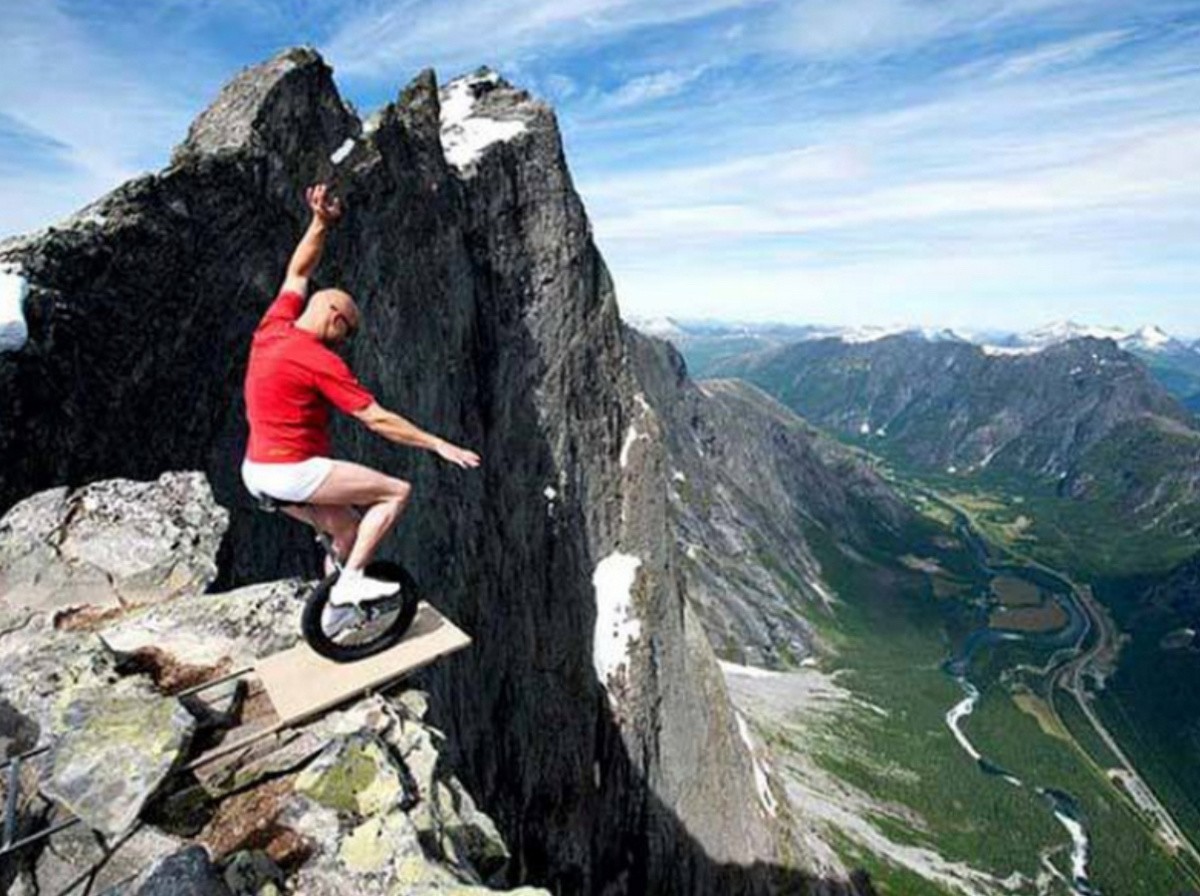 They Don't Care About Safety (23 pics)