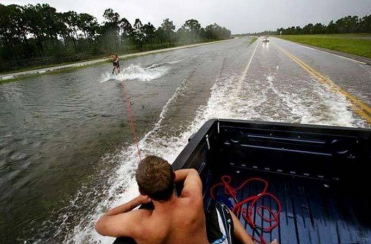 They Don't Care About Safety (23 pics)