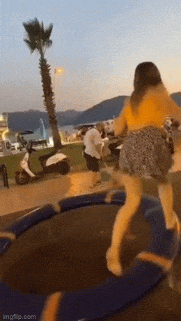 Acid GIFs, October 24 (25 gifs) Acid GIFs, October 24 (25 gifs)