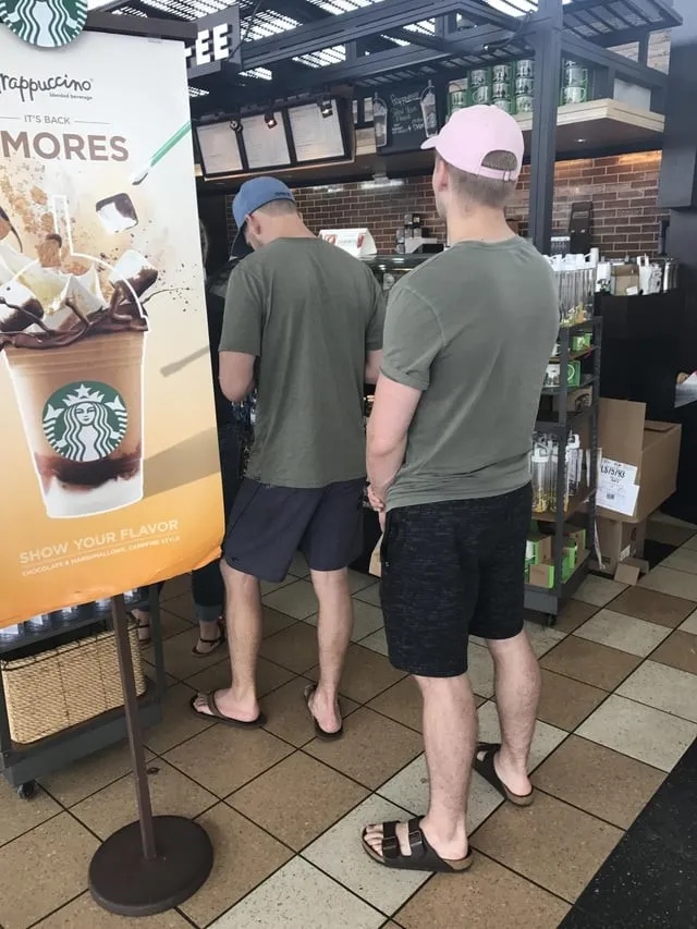Glitches In The Matrix (20 pics)