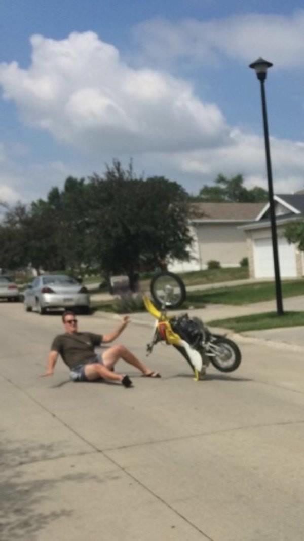 Bad Days Happen (31 pics) Bad Days Happen (31 pics)