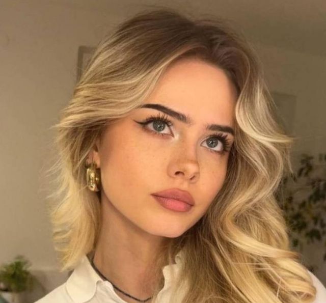 Beauty Girls (26 pics)