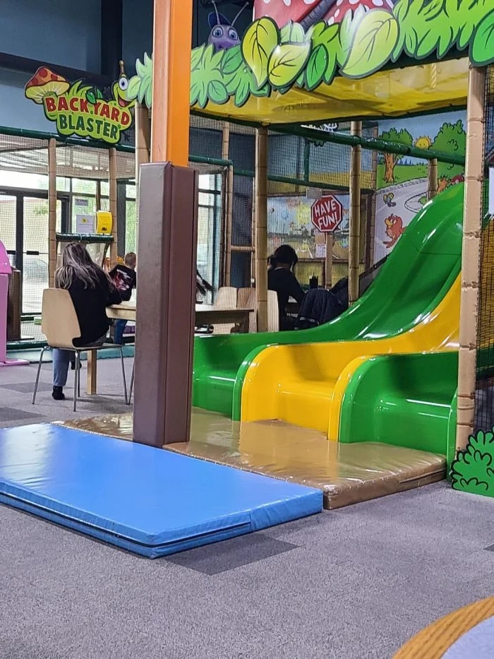 Failed Designs And Constructions (23 pics) Failed Designs And Constructions (23 pics)