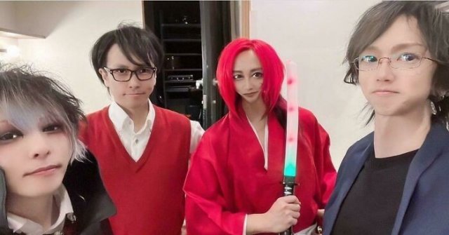 Excessive Photoshop (25 pics) Excessive Photoshop (25 pics)