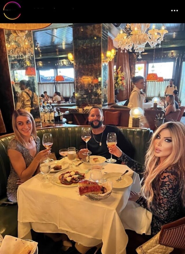 Excessive Photoshop (25 pics) Excessive Photoshop (25 pics)