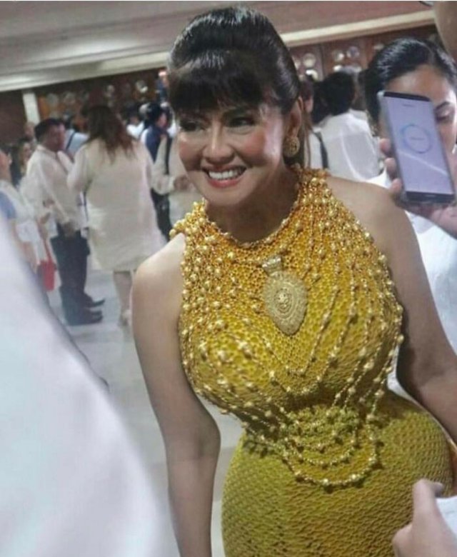 Excessive Photoshop (25 pics) Excessive Photoshop (25 pics)