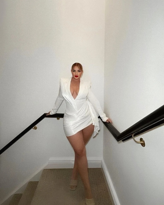 Excessive Photoshop (25 pics) Excessive Photoshop (25 pics)