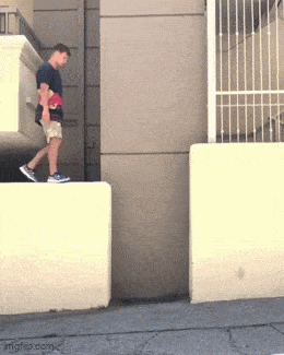 Acid GIFs, October 29 (25 gifs) Acid GIFs, October 29 (25 gifs)