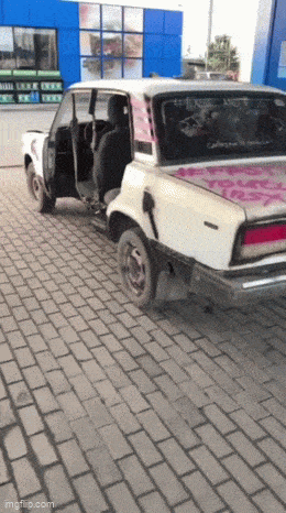 Acid GIFs, October 29 (25 gifs) Acid GIFs, October 29 (25 gifs)