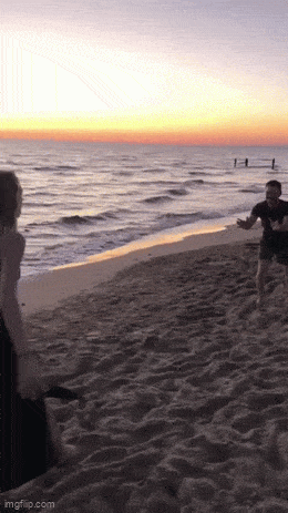 Acid GIFs, October 29 (25 gifs) Acid GIFs, October 29 (25 gifs)