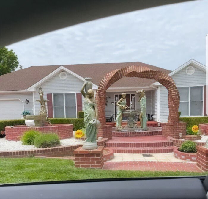 Weird Interiors (29 pics) Weird Interiors (29 pics)