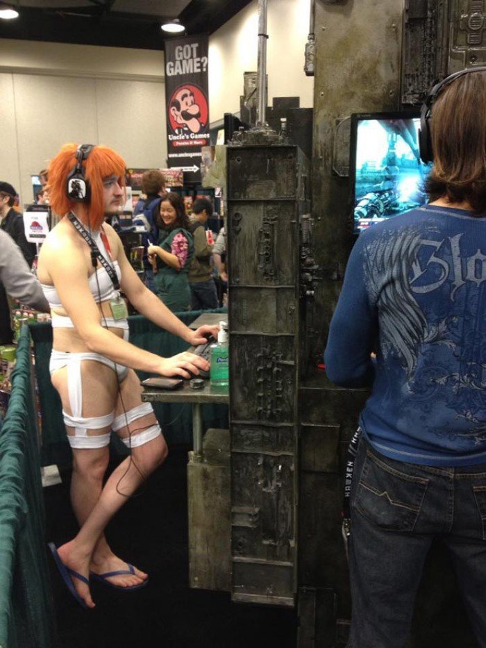 Failed Cosplay (14 pics) Failed Cosplay (14 pics)