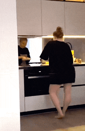 Acid GIFs, October 31 (25 gifs) Acid GIFs, October 31 (25 gifs)