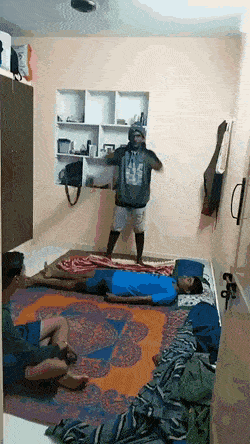 Acid GIFs, October 31 (25 gifs) Acid GIFs, October 31 (25 gifs)