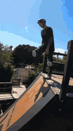 Acid GIFs, November 4 (25 gifs)