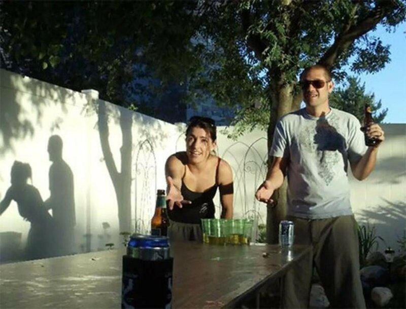 Hilarious Shadows (24 pics)