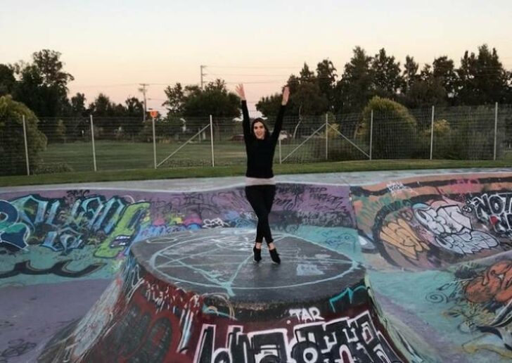 Optical Illusions (15 pics)