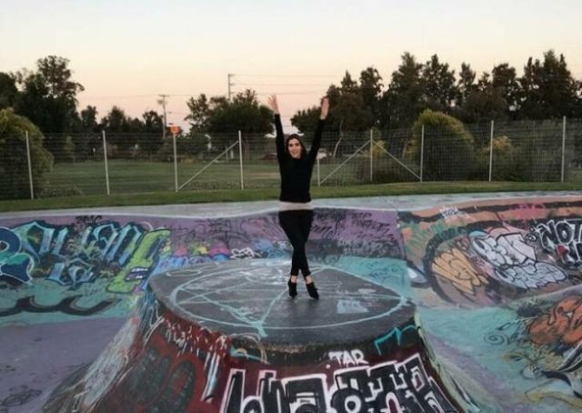 Optical Illusions (15 pics)