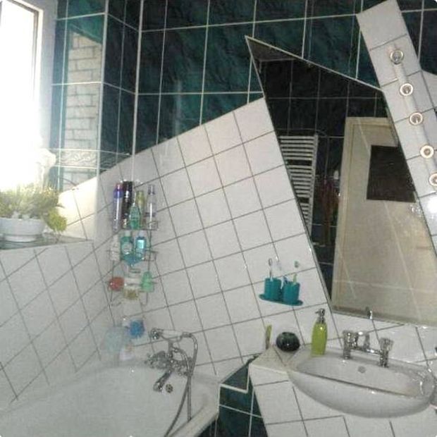 Unsuccessful Buildings (28 pics)