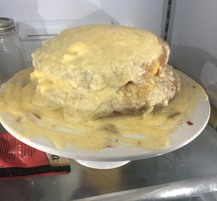 Really Strange Dishes (22 pics)