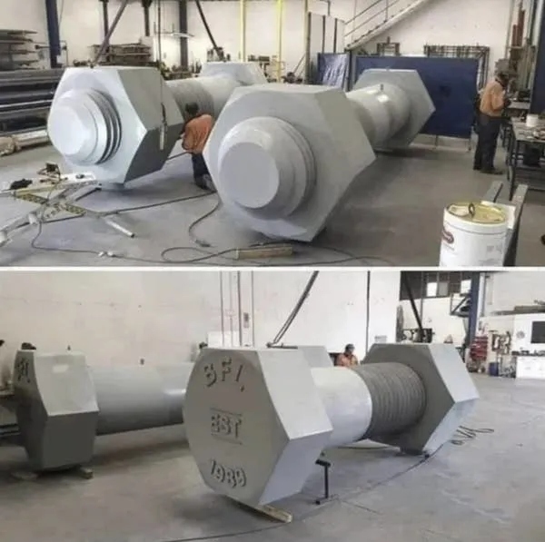 Giant Things (16 pics) Giant Things (16 pics)