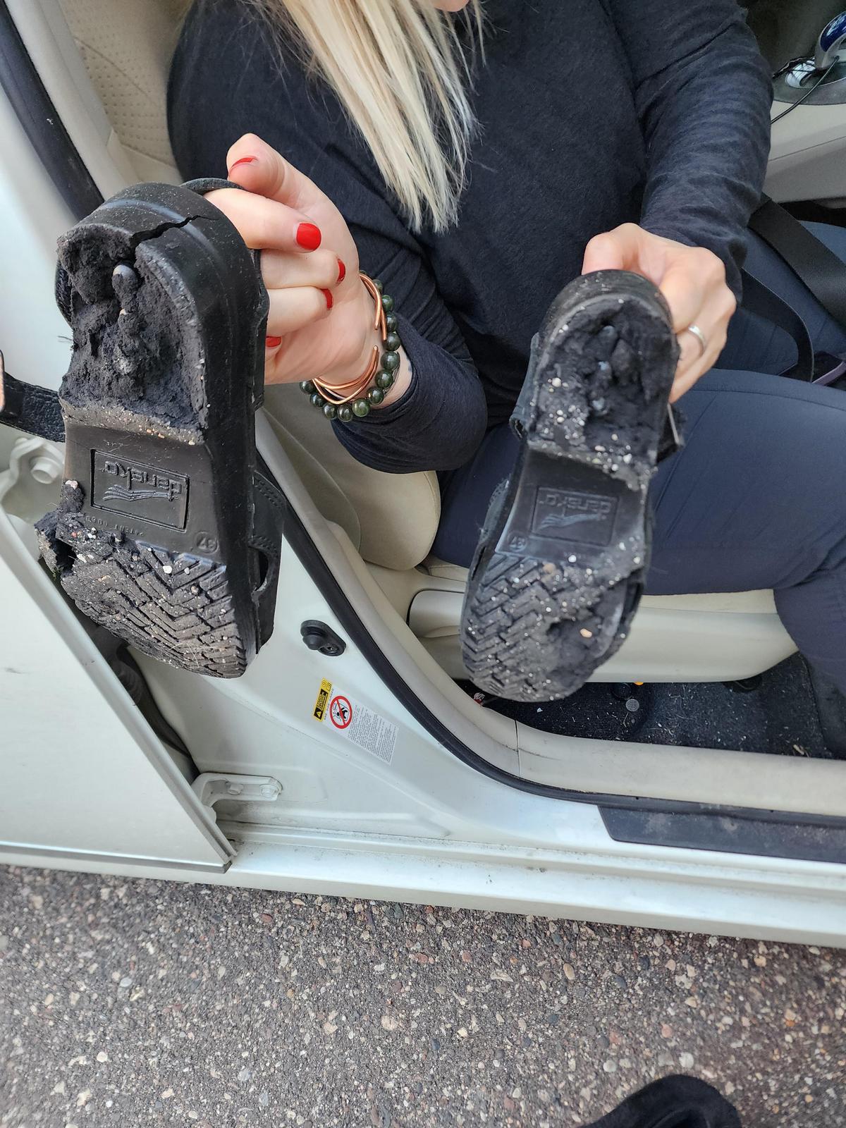 Bad Days Happen (33 pics)