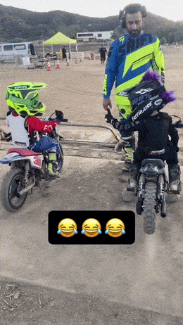 Acid GIFs, November 6 (25 gifs) Acid GIFs, November 6 (25 gifs)