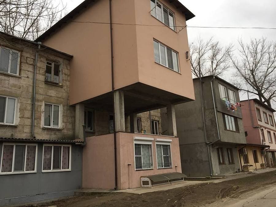 Weird Designs And Constructions (21 pics) Weird Designs And Constructions (21 pics)