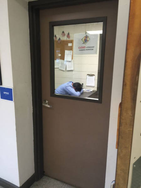 Funny Photos From Workplaces (27 pics) Funny Photos From Workplaces (27 pics)