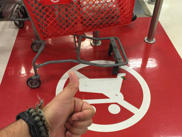 They Don't Care About The Rules (23 pics) They Don't Care About The Rules (23 pics)